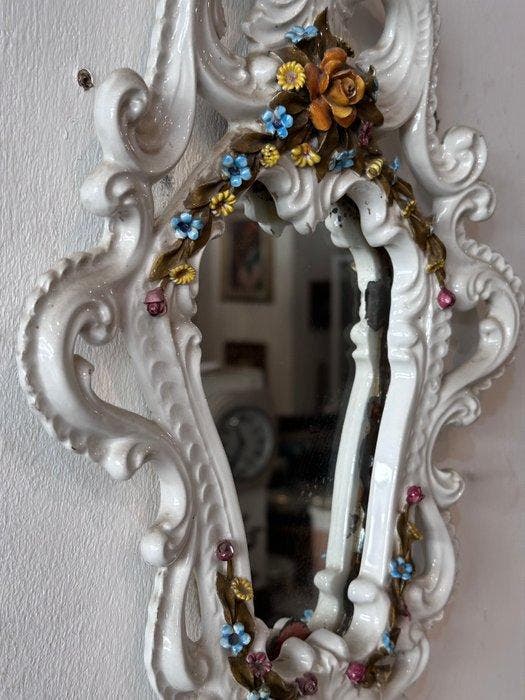 Wandspiegel - Keramiek - Met plank, Antiek en Kunst, Antiek | Glaswerk en Kristal