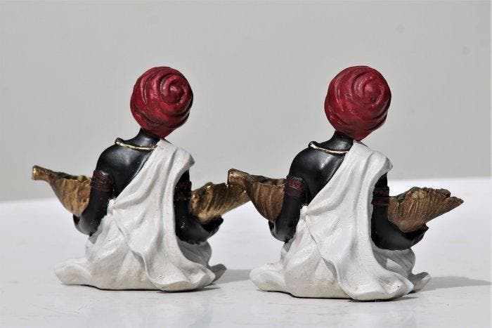 Statue, zeep of chocolade schaaltjes - 15 cm - résine, Antiquités & Art, Art | Objets design