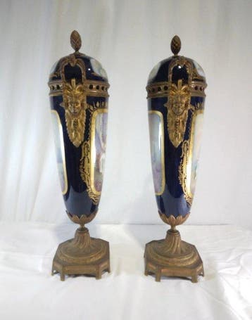 Vase avec couvercle (2) - Porcelaine, Bronze - Vases peints, Antiquités & Art