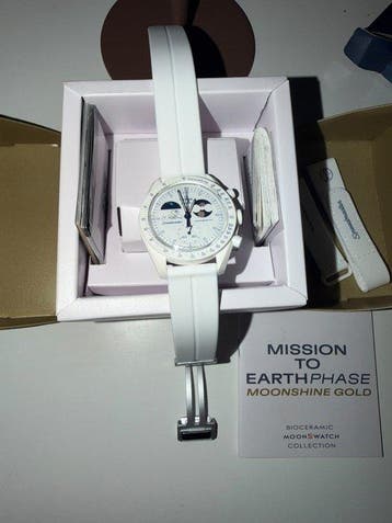 Swatch - Mission To Earthphase Moonshine Gold - Zonder