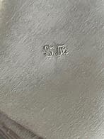 8 vroege XXe-eeuwse zijde- en linnen servetten met s.m. of