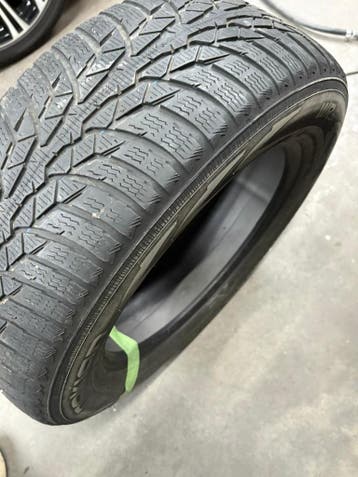 Band #16: Nokian 215/60 R16 99H XL, Autos : Pièces & Accessoires, Pneus & Jantes, Ophalen, Band(en)