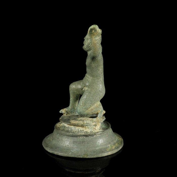 Oud-Romeins Brons Beeldje dat de god Atlas uitbeeldt. - 69, Antiquités & Art, Antiquités | Autres Antiquités