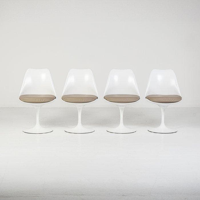 Knoll - Eero Saarinen - Stoel (4) - Tulipstoel - Aluminium,, Antiek en Kunst, Kunst | Designobjecten