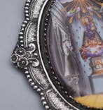 Cadre- Néo-baroque avec des franges lobulées. - Argent