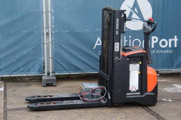 Veiling: Stapelaar BT SWE200D Elektrisch 2000kg 2013, Ophalen