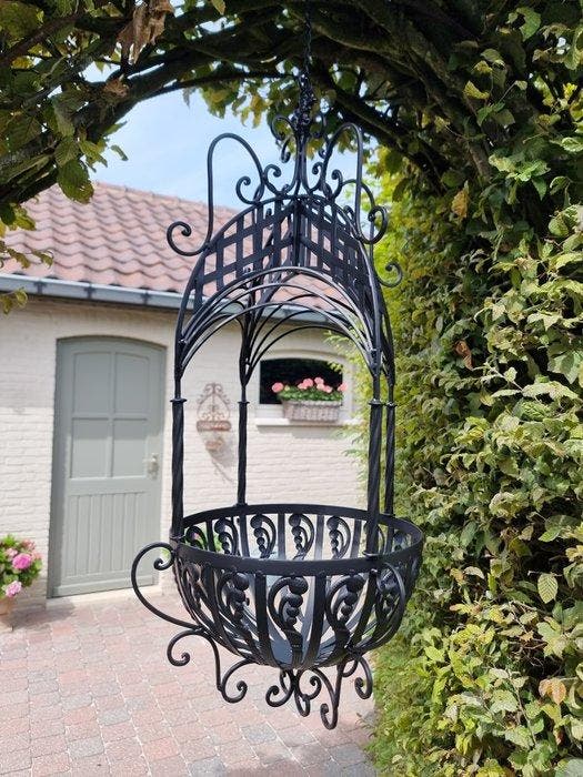 Mand - IJzer, Antiquités & Art, Art | Objets design