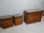 Commode (3) - Noyer, Buis - Triptyque dépoque