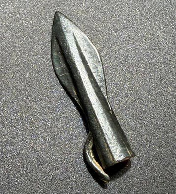Grec ancien, hellénistique Pointe de flèche en bronze à, Antiquités & Art