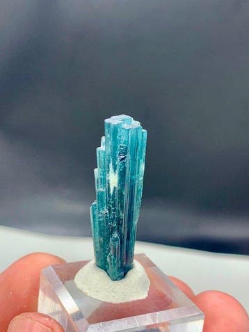 Tourmaline bleu-vert Cristal - Hauteur : 36 mm - Largeur :