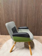 Vitra East River Chair, Huis en Inrichting, Verzenden, Zo goed als nieuw