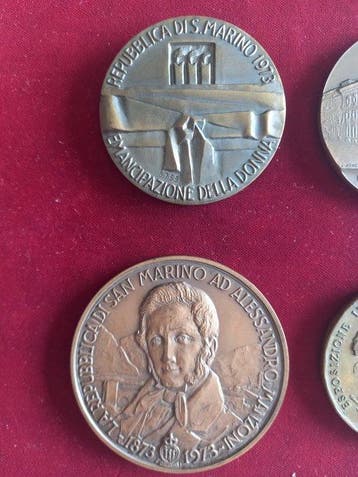 Italië, San Marino. Lotto 6 medaglie in bronzo (Zonder