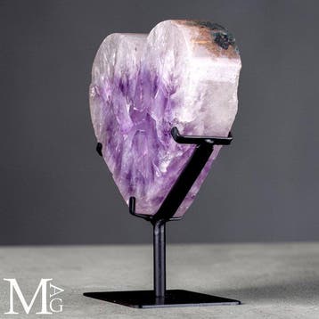 Magnifique cœur d’améthyste — pointes de quartz de qualité