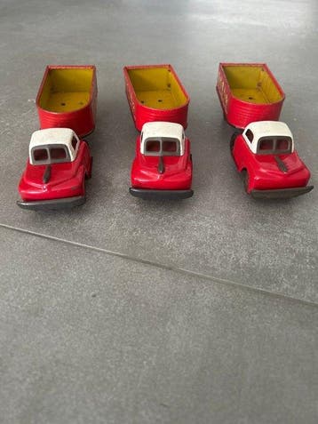 Unknown Manufacturer - Blikken speelgoed - Freight Trucks -