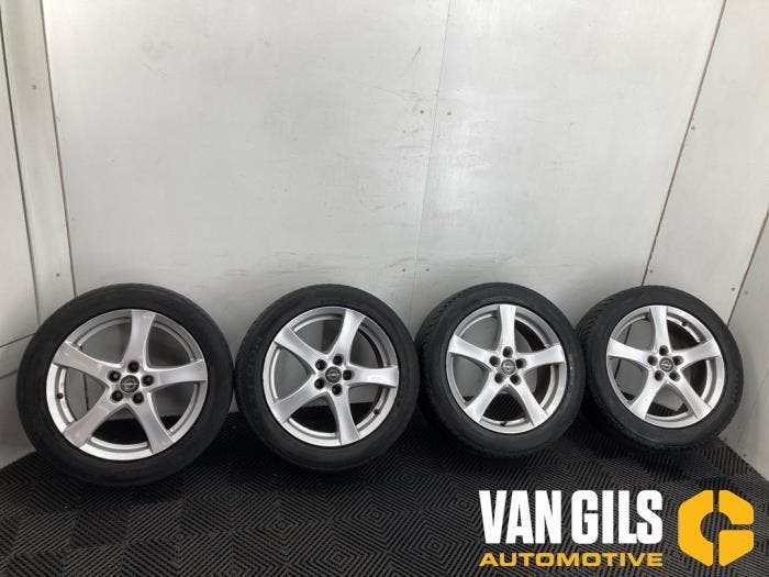Sportvelgenset + banden Opel Astra O294648, Auto-onderdelen, Ophanging en Onderstel