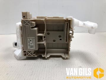 Zekeringkast Toyota Aygo O324830, Nieuw