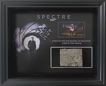 James Bond 007: Spectre - Original Framed MI6 Blown up, Nieuw