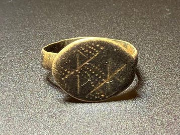 Médiéval, époque des Croisés Bronze Bague superbe avec