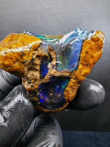 40.65gr Crystal Opal Specimen Ruw- 40.65 g