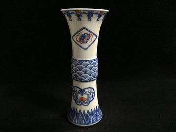 Exquisite Imari Nabeshima Ware Porcelain Flower Vase