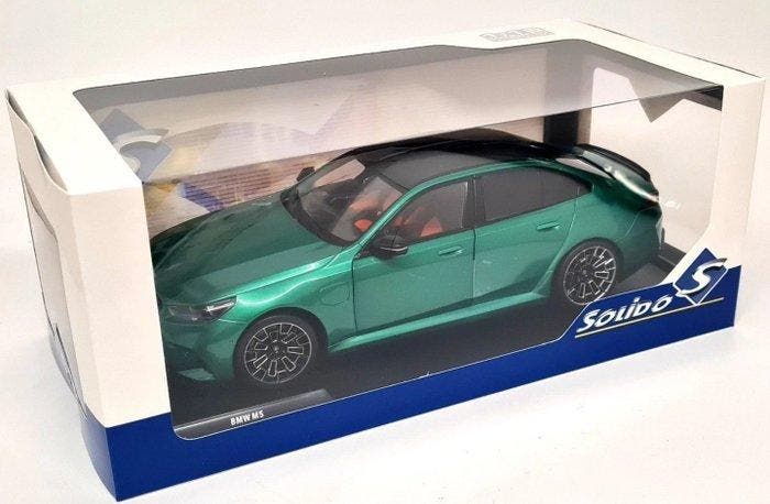Solido 1:18 - Modelauto - BMW M5, Hobby en Vrije tijd, Modelauto's | 1:5 tot 1:12