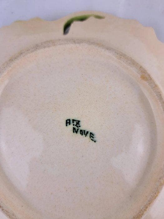 Petits plats en forme de feuille pour antipasti décorés à la, Antiek en Kunst, Kunst | Designobjecten