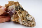 694 g! Grote kwarts (amethist) cluster met hematiet -, Verzamelen, Mineralen en Fossielen