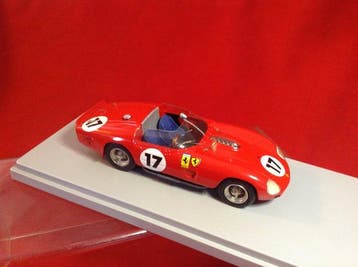 Starter - made in France 1:43 - Model raceauto - Ferrari