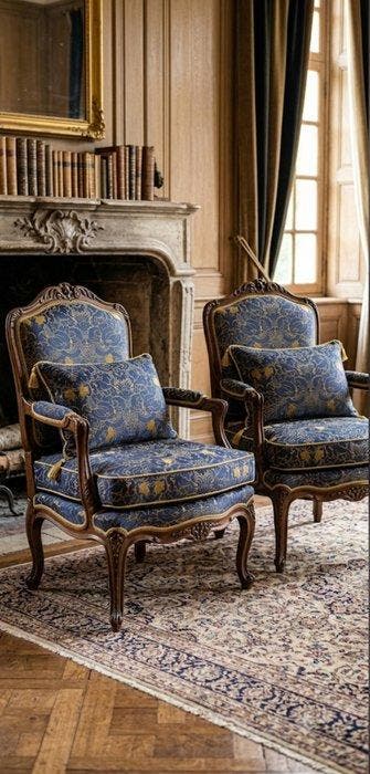 San leucio damascato blu brillante e oro con parti in, Antiek en Kunst