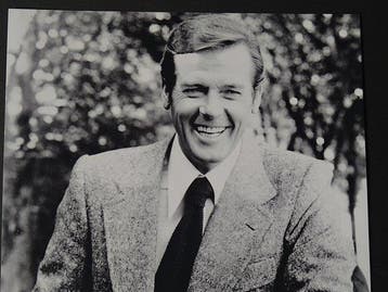 James Bond 007: The Spy Who Loved Me - Sir Roger Moore (+)