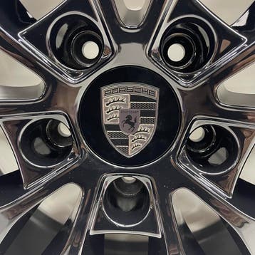 Porsche Macan IV (H2) 22inch RS Spyder Unizwart met banden, Autos : Pièces & Accessoires, Ophalen, Banden en Velgen
