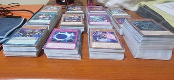 Konami - 1300 Bulk kaarten - Yu-Gi-Oh! 1300, Hobby & Loisirs créatifs