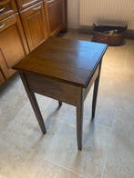 Tafel - Gelakt messing, Eik