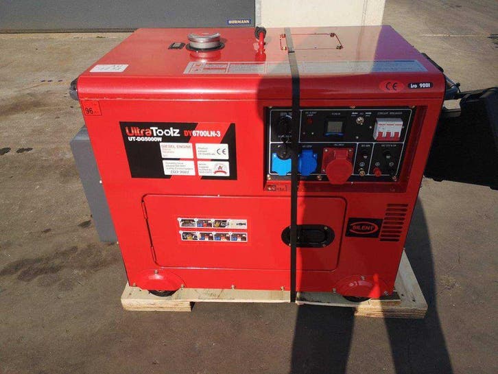 Online veiling - UltraToolz BY6700LN-3 Stroomgenerator, Zakelijke goederen, Machines en Bouw | Aggregaten, Ophalen