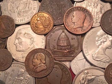 WorldCoins.. WorldCoins. Large lot of World Coins,Bronze et