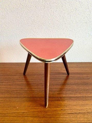 Bijzettafel - Hout en Rode Formica - Tripode Vintage