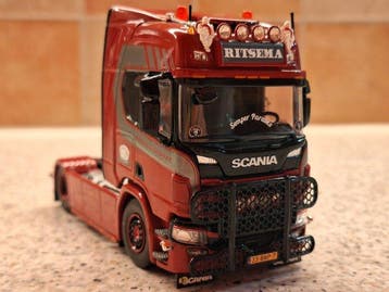 Tekno 1:50 - Model vrachtwagen - Scania 660S - trekker, Nieuw