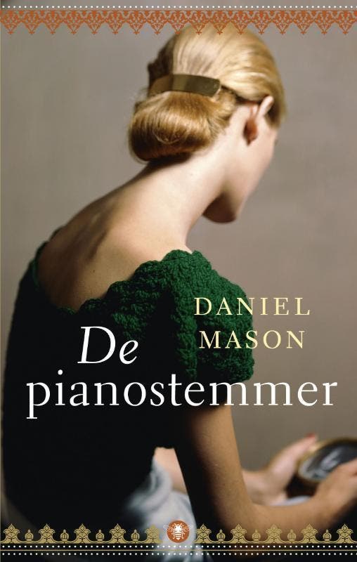 De pianostemmer 9789023461043 David Mason, Boeken, Romans, Zo goed als nieuw, Verzenden
