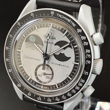 Omega x Swatch - Mission to Earth PHASE - Sans prix de, Nieuw
