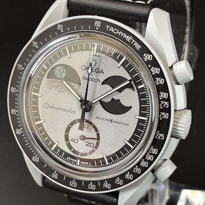 Omega x Swatch - Mission to Earth PHASE - Sans prix de, Handtassen en Accessoires, Horloges | Heren