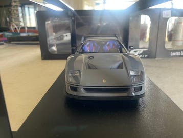 GT Spirit 1:18 - Modelauto - F40 COMPETIZIONE