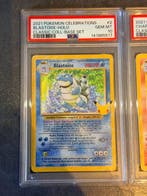 Pokémon - 3 Graded card - Blastoise, Charizard, Venusaur 2,, Hobby en Vrije tijd, Nieuw