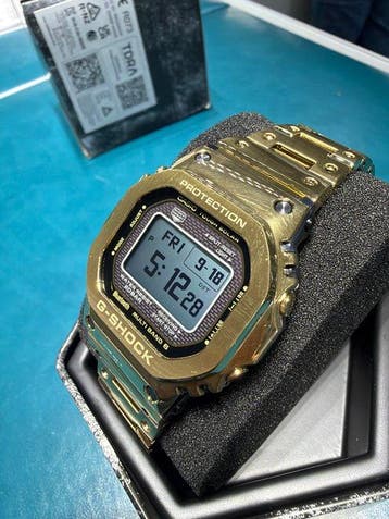 Casio - G-Shock - Metal Gold - Sans prix de réserve -