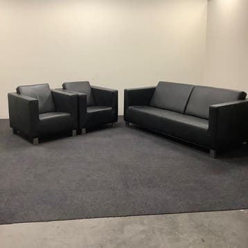 Bert Plantagie complete zithoek, 2,5 zitsbank + 2x fauteuil,, Huis en Inrichting, Gebruikt, Zwart, Eén