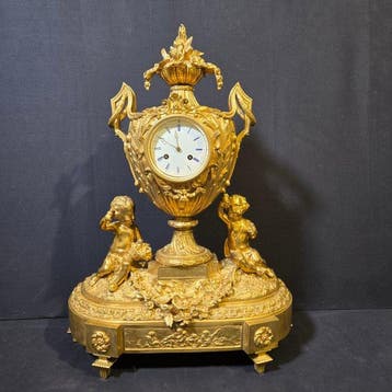 Tafelklok Lodewijk XVI-stijl - Verguld brons - 1850-1900 -