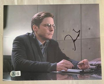 Captain America Civil War - Signed 8x10 Photo - Daniel Bruhl, Nieuw
