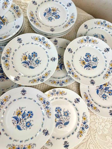 Limoges - Tharaud - Service de table (22) - Assouan -