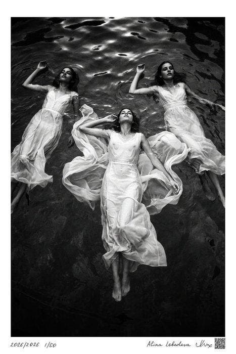 Alina Lebedeva - Three sisters, Antiek en Kunst, Kunst | Designobjecten