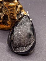 Bijou « Vérité cachée » artisanal en argent 925 avec agate