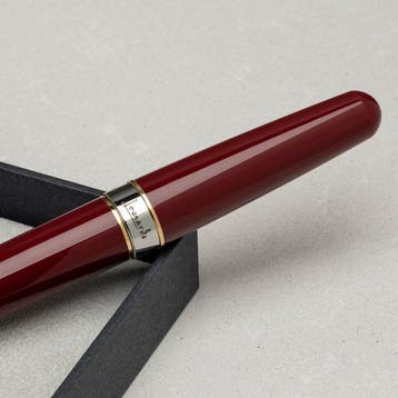 Leonardo Officina Italiana - Virtuosa Burgundy gold trim -